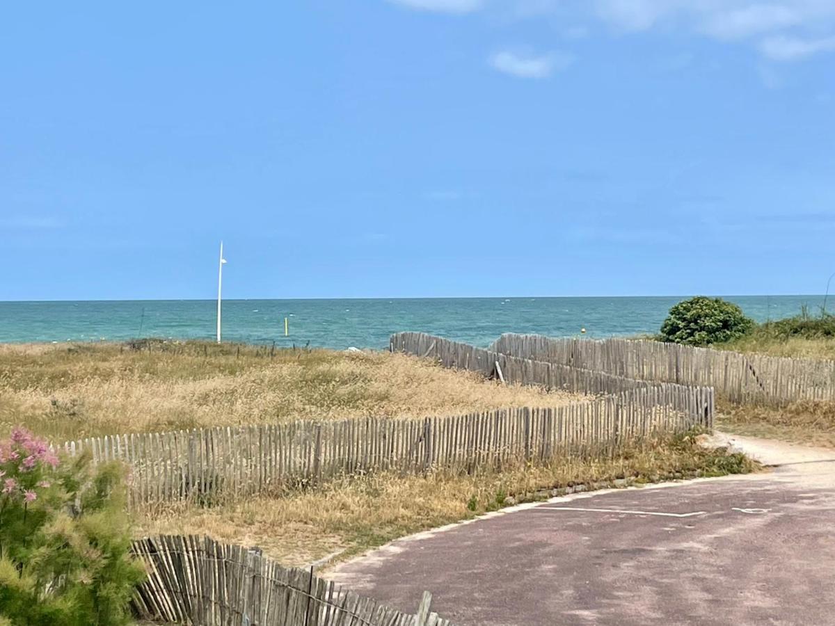 Joli Studio Pres Du Front De Mer Cabourg Exterior foto